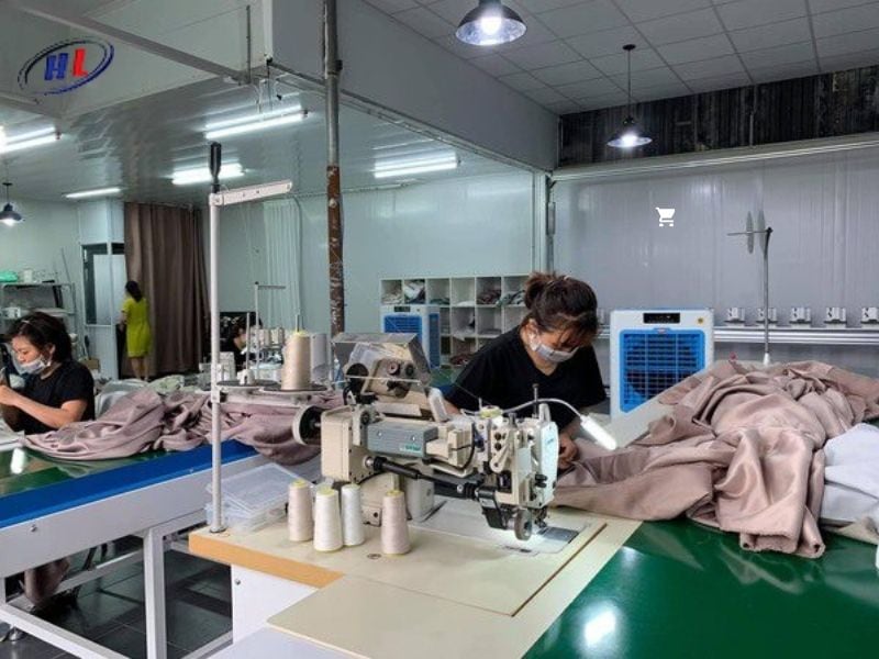 Các cửa hàng rèm cửa, nội thất vải phù hợp sử dụng máy cắt vải mini
