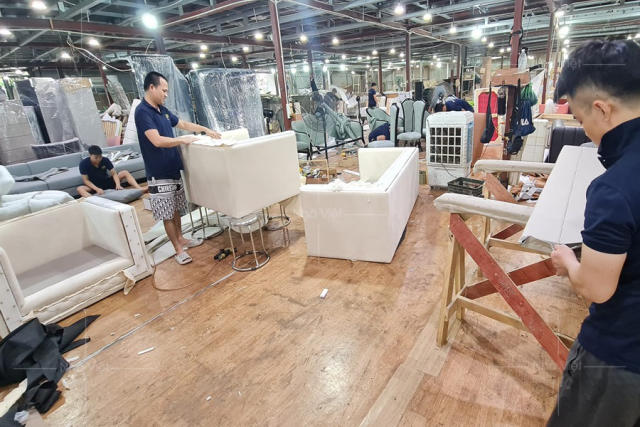 Ứng dụng máy cắt vải trong ngành sản xuất ghế sofa
