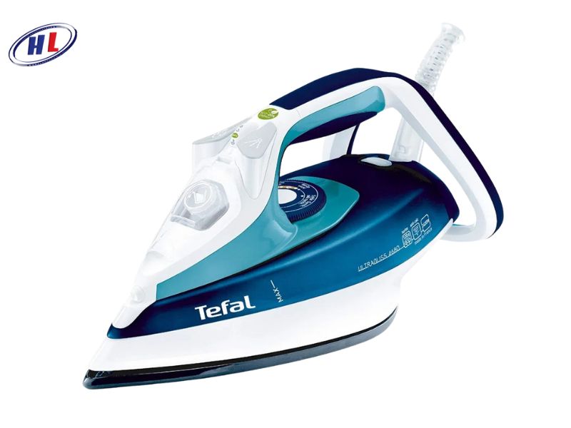 Bàn ủi hơi nước Tefal FV4680