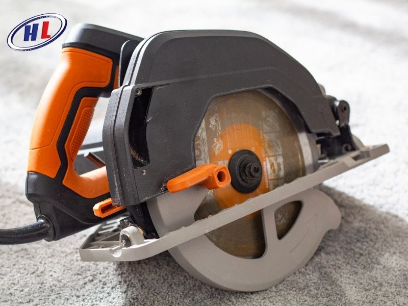 Hướng dẫn xử lý các lỗi thường gặp của máy cắt vải cầm tay mini