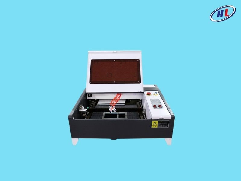 Máy cắt vải laser LSC-4040 (Đài Loan)
