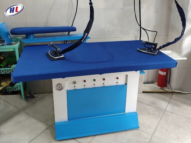 Bàn ủi hơi nước công nghiệp