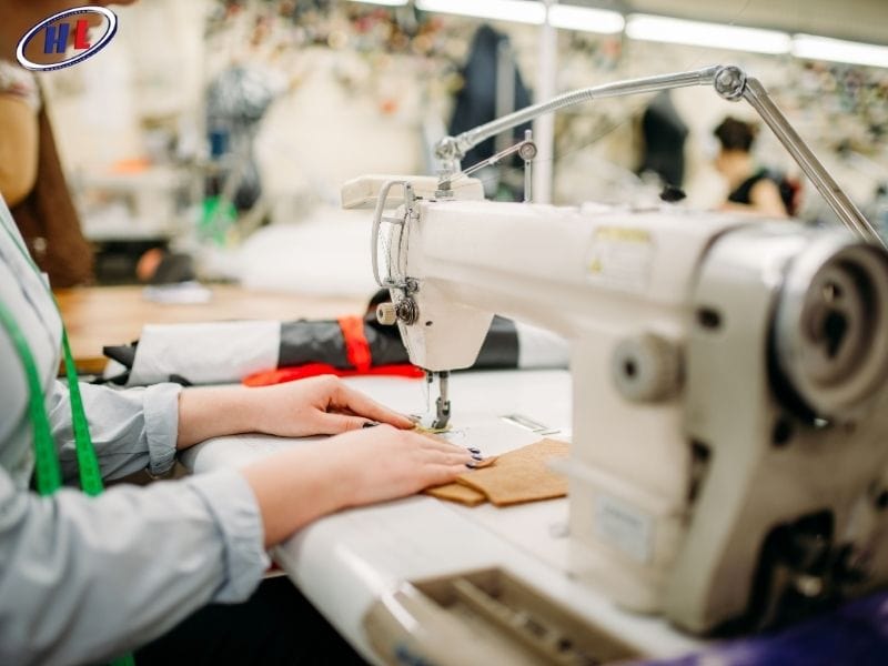 Máy may 1 kim được sử dụng nhiều trong may vá gia đình
