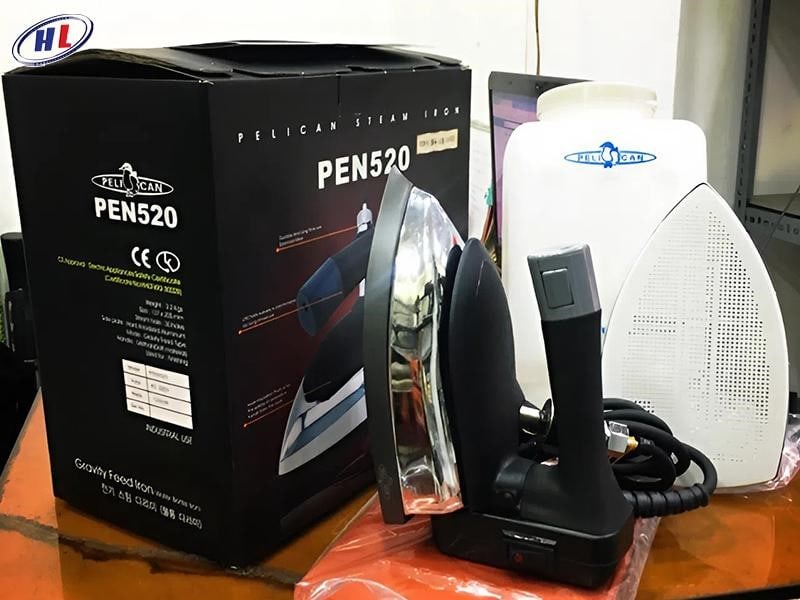 ban ui cong nghiep pen 520 Bàn ủi hơi nước công nghiệp bình treo PEN 520