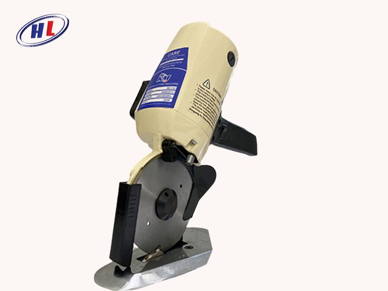 may cat vai cam tay duoi 3 trieu km rc 110 Máy Cắt Vải Cầm Tay KM RC – 110